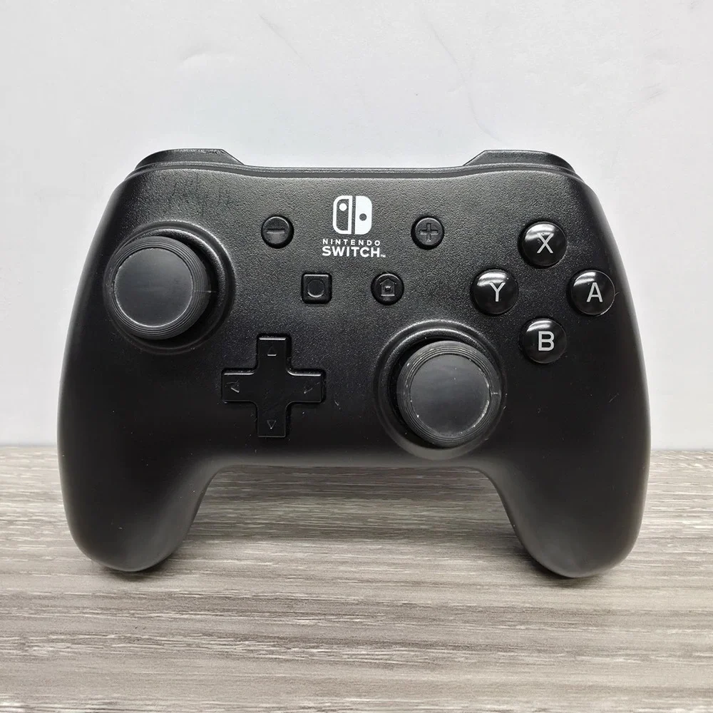 PowerA‎ 1511370-01 Matte Black Ergonomic Wired Controller for Nintendo Switch